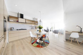 City With A Twist Of Lemon Rejuvenate Stays - Accommodation Cooktown 1