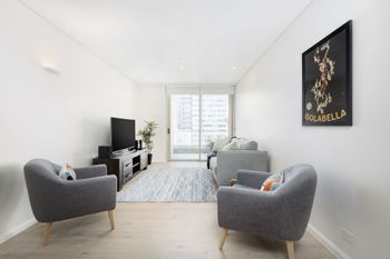 City With A Twist Of Lemon Rejuvenate Stays - Accommodation Cooktown 2