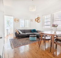 Picturesque Bellevue Hill 2BR Apt H452 - Accommodation Cooktown