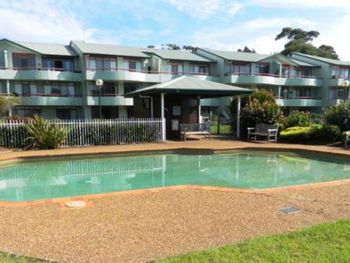FATHOMS 19 - Accommodation Cooktown 4