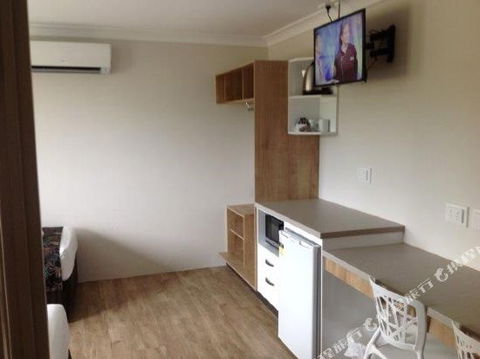 BEST WESTERN CASTLE LODGE MOTEL - Accommodation Cooktown 0