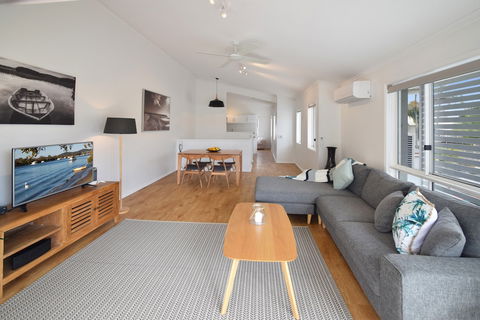 Villa 1 Lazy Days - Accommodation Cooktown 1