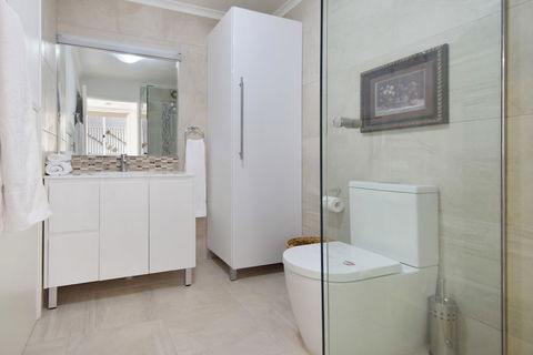 Villa 1 Lazy Days - Accommodation Cooktown 6