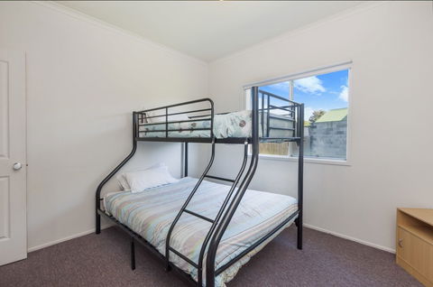 Julieanne - Accommodation Cooktown 2