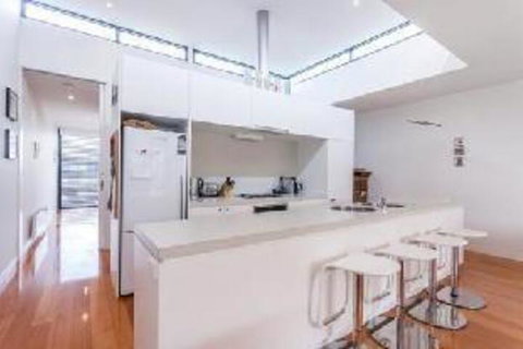 Anglesea Surf Beach Apartments - Accommodation Cooktown 4