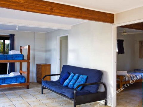 1770 Beach Accommodation Elliot Lodge - Accommodation Cooktown 4