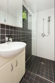 Perfect 2 Bedroom In Rushcutters Bay - Accommodation Cooktown 6