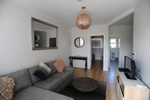 Glenelg Holiday Apartments The Broadway - Accommodation Cooktown 7