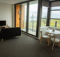 Watt Street 1 BR Apartment w Ocean Views - Accommodation Cooktown