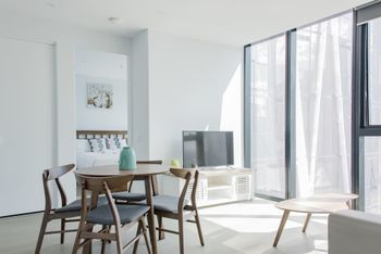 Avant Tower Apartment - Accommodation Cooktown 6