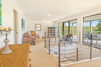 Spinnakers Loft 3 Bed Apartment - Accommodation Cooktown 0