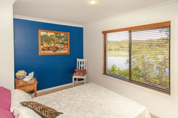 Spinnakers Loft 3 Bed Apartment - Accommodation Cooktown 2