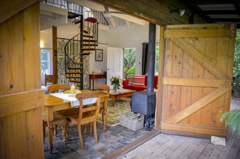 Arcadia Bed & Breakfast & Cottages - Accommodation Cooktown 6