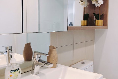 St.Tropez Apartment - Accommodation Cooktown 6