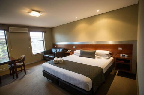 Seacombe House Motor Inn Port Fairy - Accommodation Cooktown 3