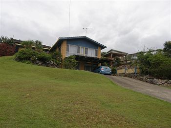 Ambience Holiday Apartments - Accommodation Cooktown 2