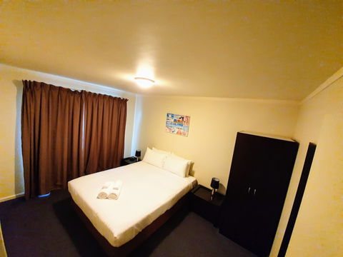 West Beach Lagoon 107 - Accommodation Cooktown 3