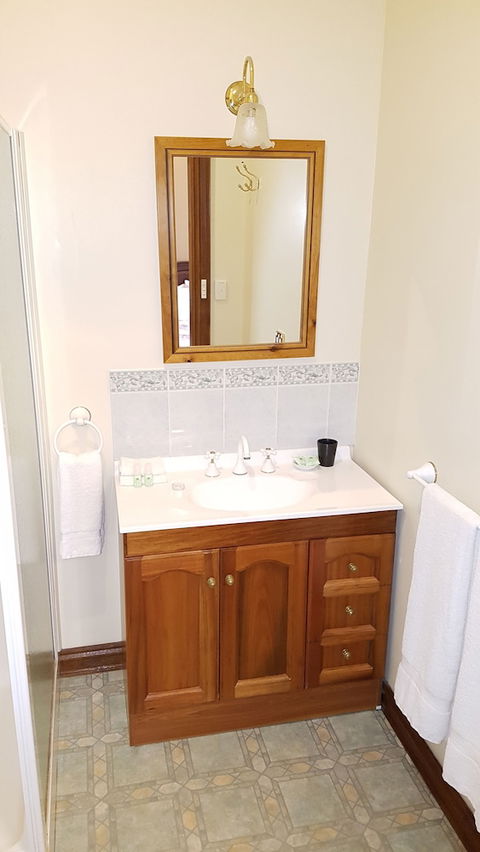 The Postmaster Inn BnB - Accommodation Cooktown 2