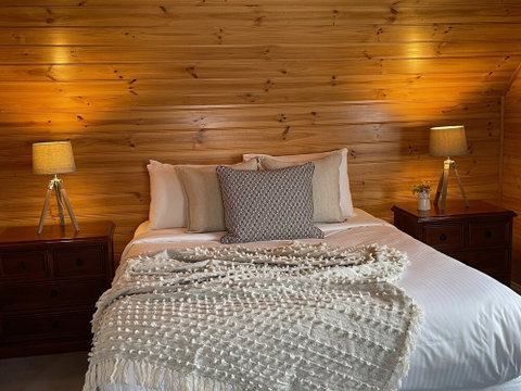 Dunes - Elegant Beach Villa With Huge Swim Spa - Accommodation Cooktown 1