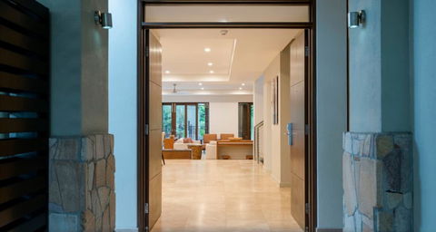 Sea Temple Port Douglas 3 Bedroom Luxury Villa - Accommodation Cooktown 5