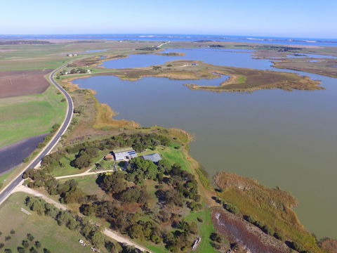Jury Road Orchard - Accommodation Cooktown 2