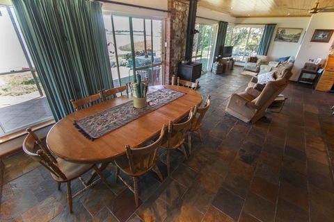 Jury Road Orchard - Accommodation Cooktown 4