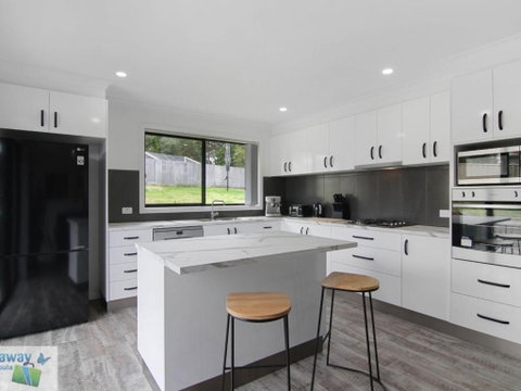 Rays On Elizabeth Parade - Accommodation Cooktown 6