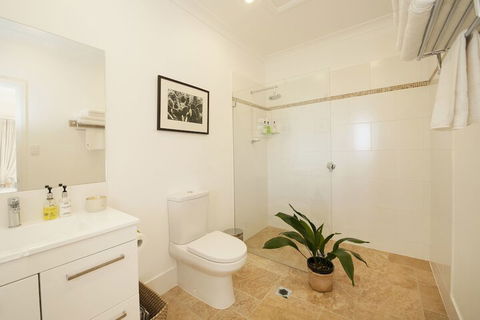 Rosby Guesthouse - Accommodation Cooktown 7