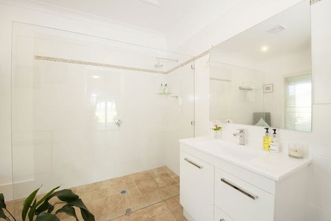 Rosby Guesthouse - Accommodation Cooktown 6