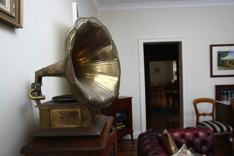 The Globe Inn - Accommodation Cooktown 4