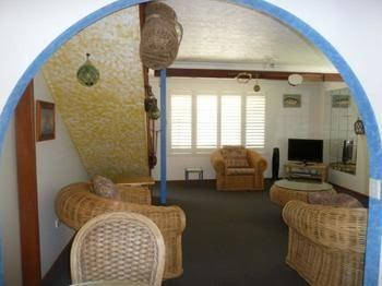 Sails Beach House Apartments Pottsville Beach - Accommodation Cooktown 5