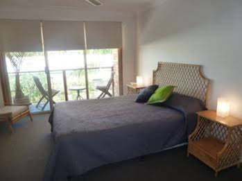 Sails Beach House Apartments Pottsville Beach - Accommodation Cooktown 0