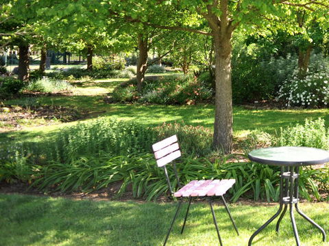 Stableford House Bed & Breakfast - Accommodation Cooktown 4