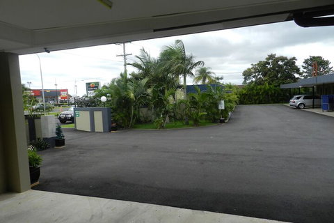 Golden Palms Motor Inn - Accommodation Cooktown 3