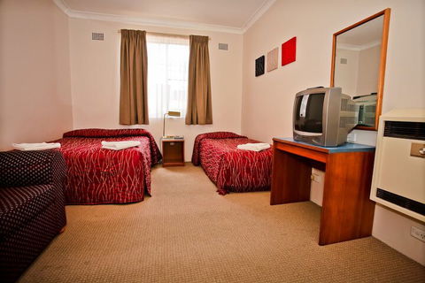 Abbotsleigh Motor Inn - Accommodation Cooktown 7