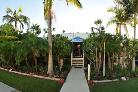 Debbie's Place - Accommodation Cooktown 2