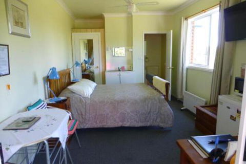 Quamby Pines Chalet - Accommodation Cooktown 4