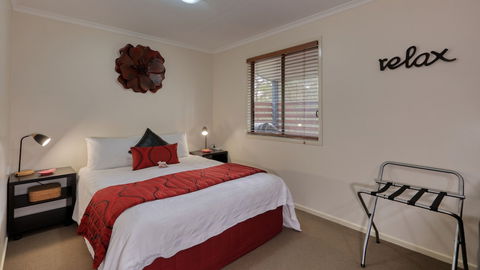 31 The Rocks - Accommodation Cooktown 3