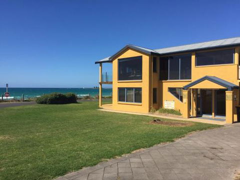 Port Fairy Getaway - Accommodation Cooktown 4
