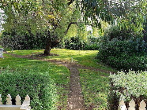 Clonmara Country House & Cottages - Accommodation Cooktown 0