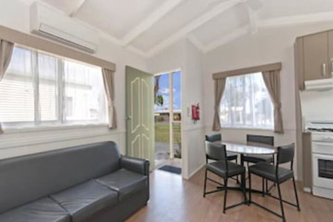 Gum Tree Caravan Park - Accommodation Cooktown 3