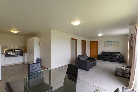 Gum Tree Caravan Park - Accommodation Cooktown 2