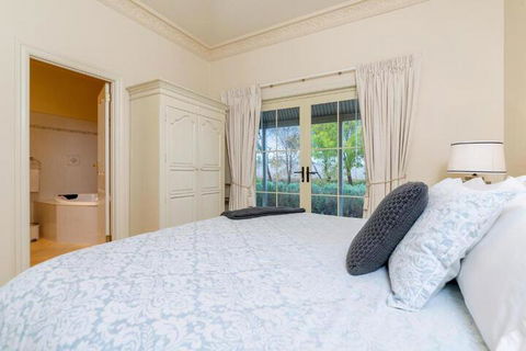 Barossa Vineyard Cottages - Accommodation Cooktown 7