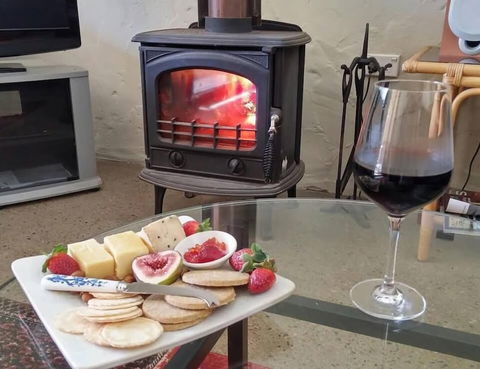 Milton Country Cottages - Accommodation Cooktown 1