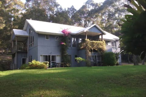 Lakeshore Lodge - Accommodation Cooktown 0