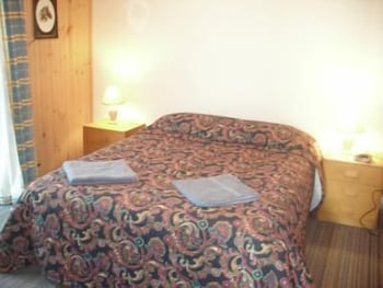 Apollo Bay Backpackers - Accommodation Cooktown 2