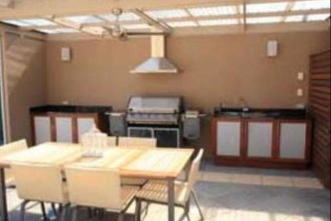 Amelia S Bed & Breakfast - Accommodation Cooktown 7