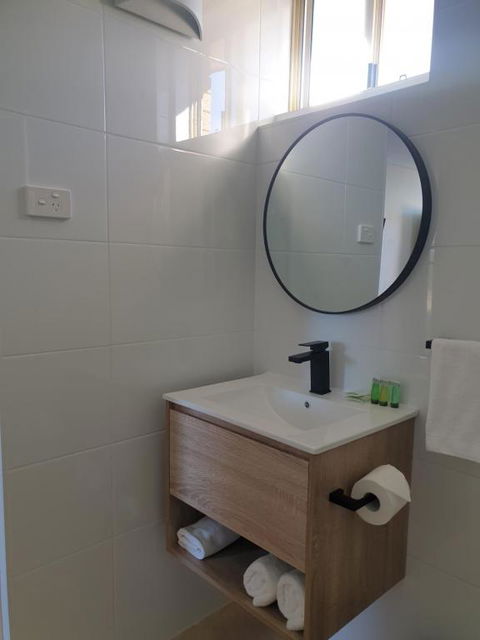 Sandpiper Motel Ulladulla - Accommodation Cooktown 3