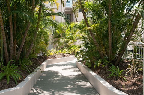 Costa D'ora Apartments - Accommodation Cooktown 1