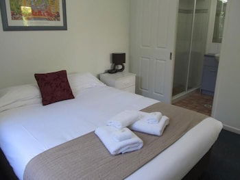 Costa D'ora Apartments - Accommodation Cooktown 5